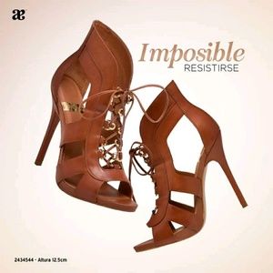 Meet your Posher, Blanca